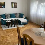 Divan Lejlighed Tuzla