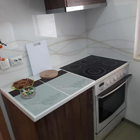 Divan شقة توزلا